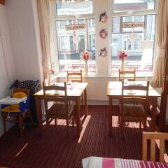 Отель Llanryan Guest House в номере фото 2