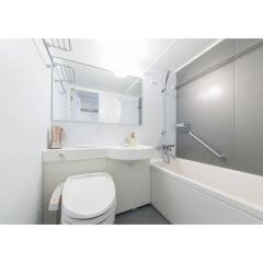 Отель Tokyu Stay Suidobashi Япония, Токио - отзывы, цены и фото номеров - забронировать отель Tokyu Stay Suidobashi онлайн ванная