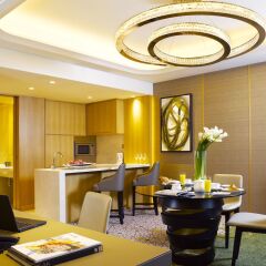 Отель PARKROYAL on Beach Road в номере фото 2