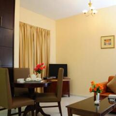 Отель Tulip Inn Hotel Apartments ОАЭ, Аджман - отзывы, цены и фото номеров - забронировать отель Tulip Inn Hotel Apartments онлайн комната для гостей фото 5