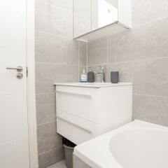 Апартаменты Modern 2 Bedroom Apartment On The Doorstep Of Queens Park ванная