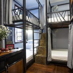 The Chi Novel Hostel интерьер отеля фото 3