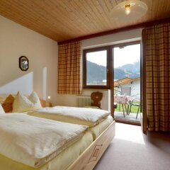 Отель Landhaus Elfi Австрия, Зёлль - отзывы, цены и фото номеров - забронировать отель Landhaus Elfi онлайн комната для гостей