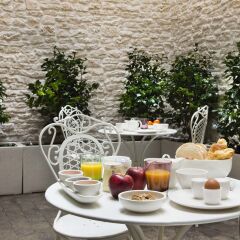 Отель Céleste Hôtel & Spa Париж питание