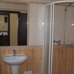 Отель Parkhotel Terezín Бенешов-над-Плоучницей ванная