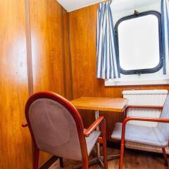 MS Birger Jarl - Hotel & Hostel удобства в номере