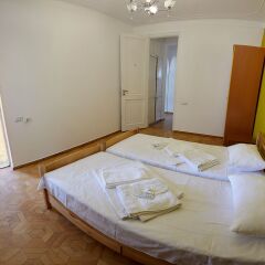 Хостел Luys Hostel & Turs Ереван комната для гостей фото 2