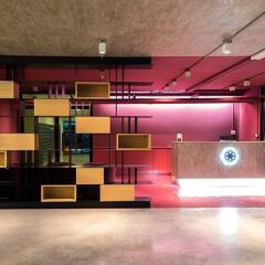 Debotan Hotel Бангкок развлечения