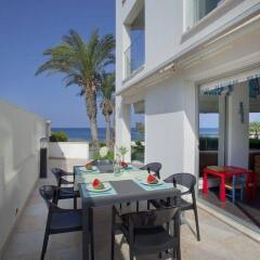 Отель Trident Beach Front Suite Кипр, Протарас - отзывы, цены и фото номеров - забронировать отель Trident Beach Front Suite онлайн балкон