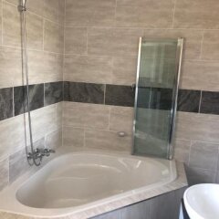 The Clan Guest House in Maseru, Lesotho from 60$, photos, reviews - zenhotels.com bathroom