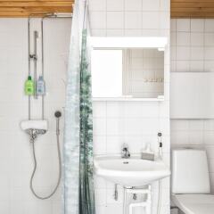 Отель Hiisi Homes Helsinki Sörnäinen ванная фото 2