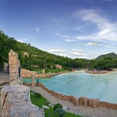 Отель The Palace of the Lost City at Sun City Resort пляж