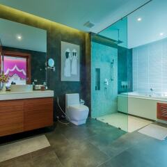 Отель Almali Luxury Residence Пхукет ванная