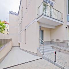 Отель E-Apartamenty MTP Польша, Познань - отзывы, цены и фото номеров - забронировать отель E-Apartamenty MTP онлайн парковка