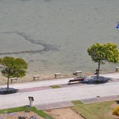Отель Hostal Mourelos Эль-Грове пляж фото 2