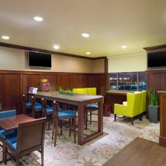 Отель Sheraton JFK Airport Hotel США, Нью-Йорк - 1 отзыв об отеле, цены и фото номеров - забронировать отель Sheraton JFK Airport Hotel онлайн детские мероприятия