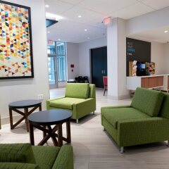 Отель Holiday Inn Express & Suites Jersey City - Holland Tunnel, an IHG Hotel США, Джерси - отзывы, цены и фото номеров - забронировать отель Holiday Inn Express & Suites Jersey City - Holland Tunnel, an IHG Hotel онлайн интерьер отеля