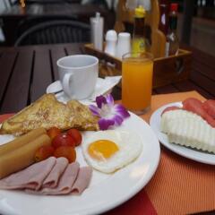 Отель Woraburi Sukhumvit Hotel & Resort Таиланд, Бангкок - отзывы, цены и фото номеров - забронировать отель Woraburi Sukhumvit Hotel & Resort онлайн питание фото 2