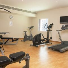 Отель Holiday Inn Express Dubai, Internet City фитнесс-зал