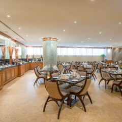 Flora Grand Hotel питание
