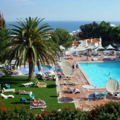 Отель Albufeira Jardim Apartments Португалия, Албуфейра - 1 отзыв об отеле, цены и фото номеров - забронировать отель Albufeira Jardim Apartments онлайн бассейн фото 2