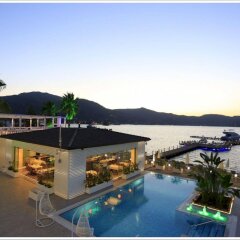 Poseidon Boutique Hotel & Yacht Club бассейн фото 2