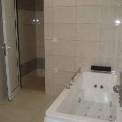 Отель Pomorie Bay Apartments and Spa Болгария, Поморие - отзывы, цены и фото номеров - забронировать отель Pomorie Bay Apartments and Spa онлайн спа