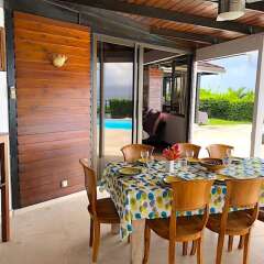 Отель Villa Riviera - Tahiti Французская Полинезия, Пунаауиа - отзывы, цены и фото номеров - забронировать отель Villa Riviera - Tahiti онлайн балкон