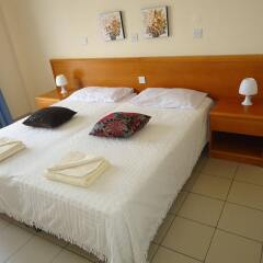 Marisa Hotel Apartments комната для гостей фото 2