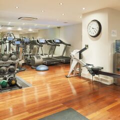Отель Crowne Plaza London Kensington фитнесс-зал