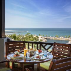 Отель The Cove Rotana Resort балкон фото 3