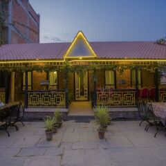 Отель OYO 280 Hob Nob Garden Resort Непал, Катманду - отзывы, цены и фото номеров - забронировать отель OYO 280 Hob Nob Garden Resort онлайн питание