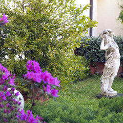 Отель Villa Gabriele DAnnunzio с домашними животными