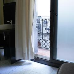 Отель Hostal Baires комната для гостей фото 5