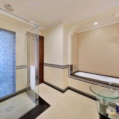 Отель Habtoor Grand Resort, Autograph Collection Дубай фитнесс-зал фото 3