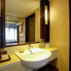 Patong Merlin Hotel 4* Стандартный номер с различными типами кроватей фото 19