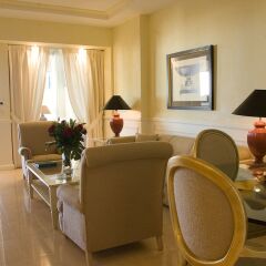 Отель Livescape Guadalpin Marbella интерьер отеля