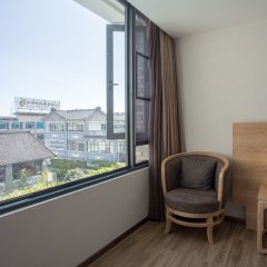 Dali Five Clouds Hotel in Dali, China from 131$, photos, reviews - zenhotels.com guestroom
