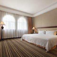 Grand Palace Hotel(Grand Hotel Management Group) комната для гостей фото 5