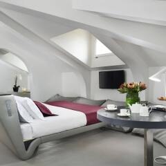 Отель Palazzo Montemartini Rome, A Radisson Collection Hotel Италия, Рим - 2 отзыва об отеле, цены и фото номеров - забронировать отель Palazzo Montemartini Rome, A Radisson Collection Hotel онлайн комната для гостей фото 4