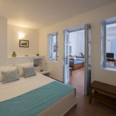 Отель Kastro Suites комната для гостей фото 4