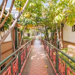 Courtyard Hotel Rosebank фото 3