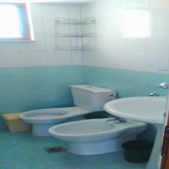 Отель Guesthouse Pollo Албания, Ксамил - отзывы, цены и фото номеров - забронировать отель Guesthouse Pollo онлайн ванная фото 2