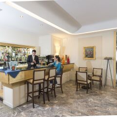 Отель Terme Milano Италия, Абано-Терме - 1 отзыв об отеле, цены и фото номеров - забронировать отель Terme Milano онлайн гостиничный бар