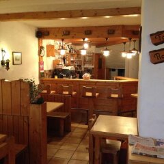 Отель Auberge au Petit Vélan гостиничный бар