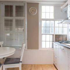 Апартаменты Old City Centre apartments - Nieuwmarkt area в номере