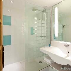 Отель Novotel Leeds Centre Великобритания, Лидс - отзывы, цены и фото номеров - забронировать отель Novotel Leeds Centre онлайн ванная