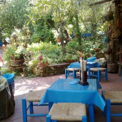 Отель La Locanda Del Mare B&B Синискола питание