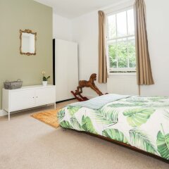Отель Super 2 bed flat in Greenwich с домашними животными