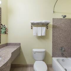 Отель Days Inn Cleburne ванная фото 2